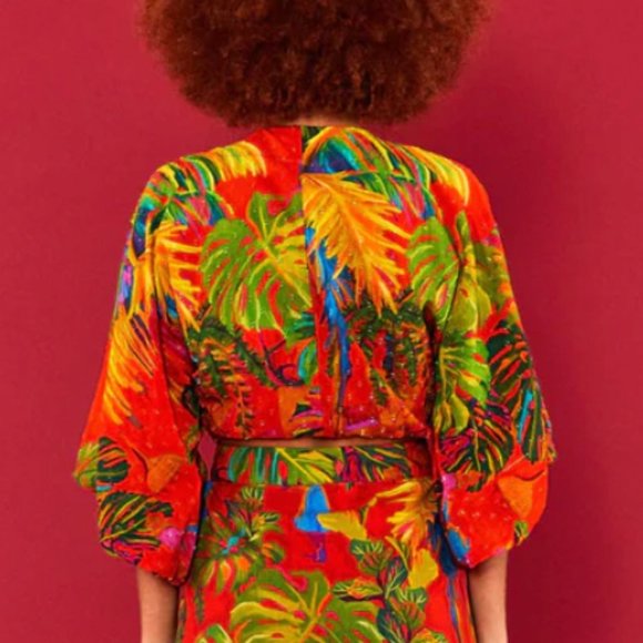 Farm Rio Women’s Red Urban Jungle V Neck Top - Size Small - Picture 4 of 13